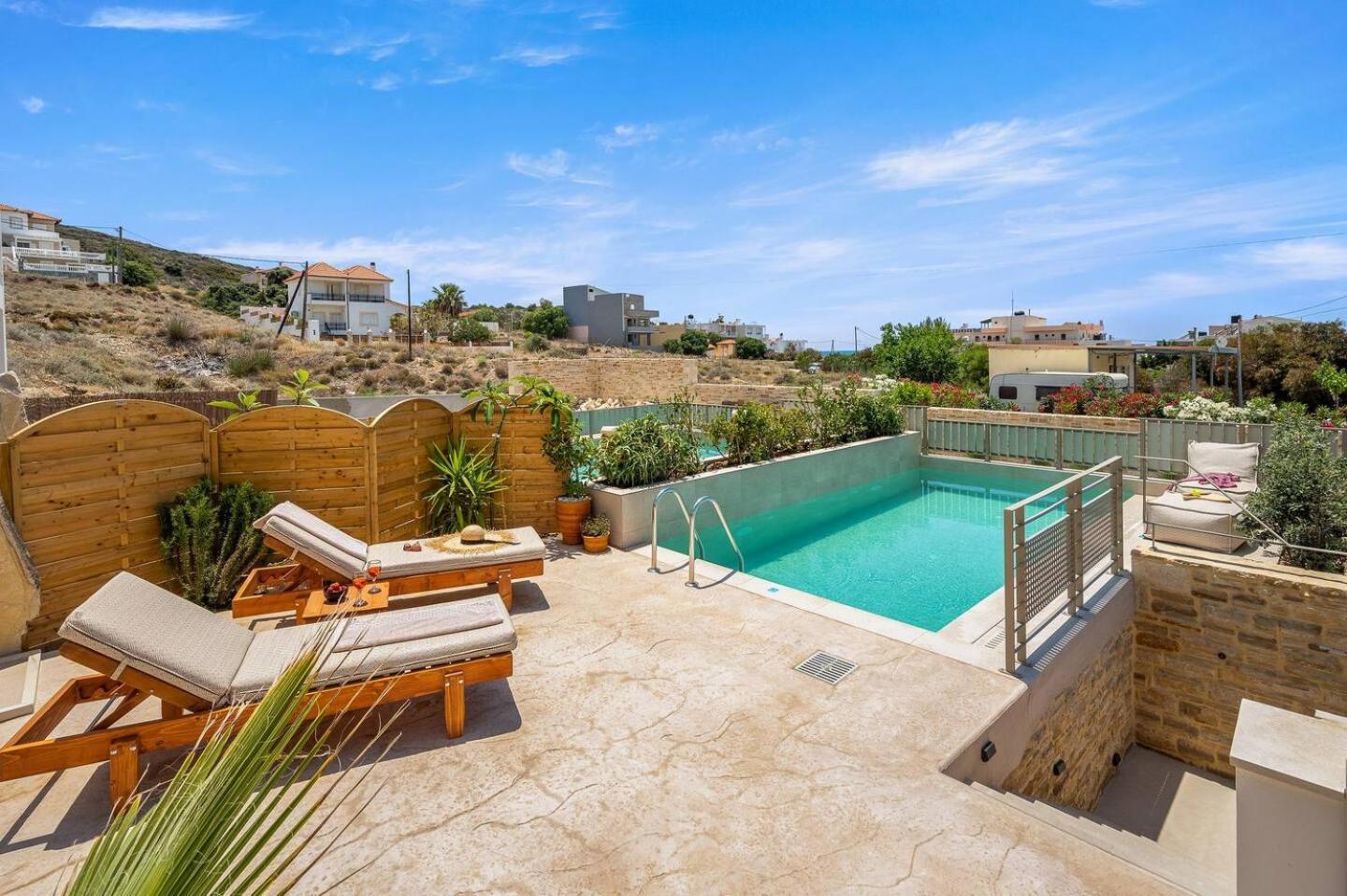 Ammokrinos Luxury Homes,150M From The Beach คาลามากิ ภายนอก รูปภาพ