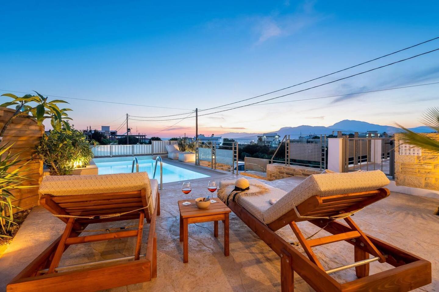 Ammokrinos Luxury Homes,150M From The Beach คาลามากิ ภายนอก รูปภาพ