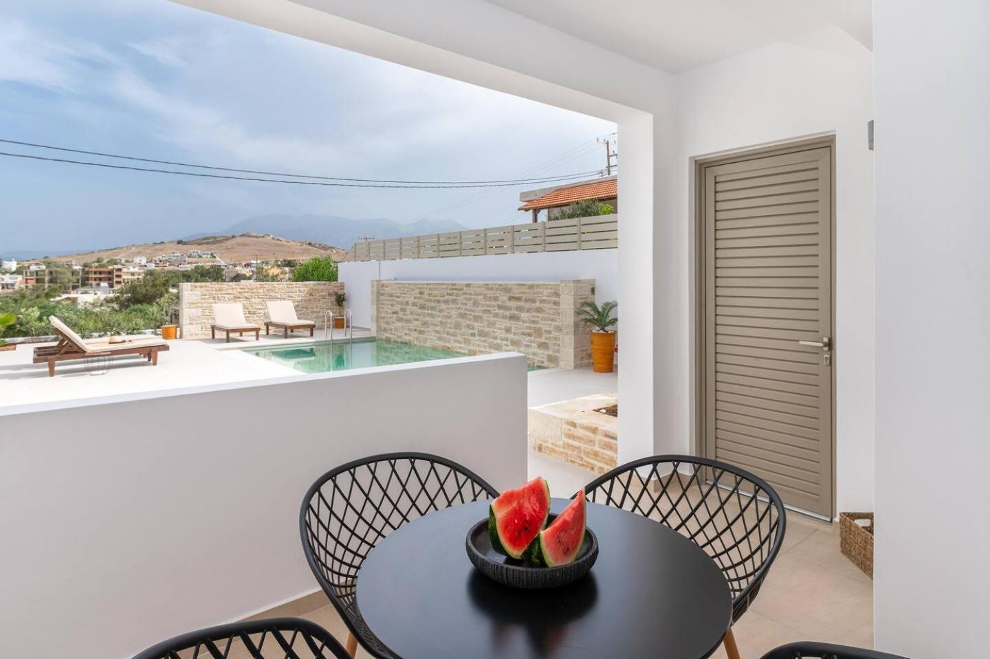Ammokrinos Luxury Homes,150M From The Beach คาลามากิ ภายนอก รูปภาพ