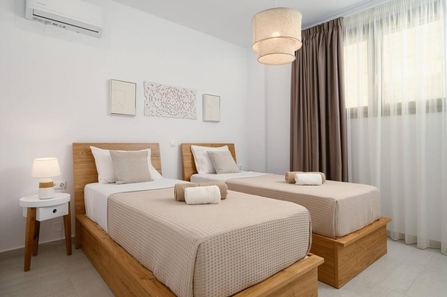 Ammokrinos Luxury Homes,150M From The Beach คาลามากิ ภายนอก รูปภาพ