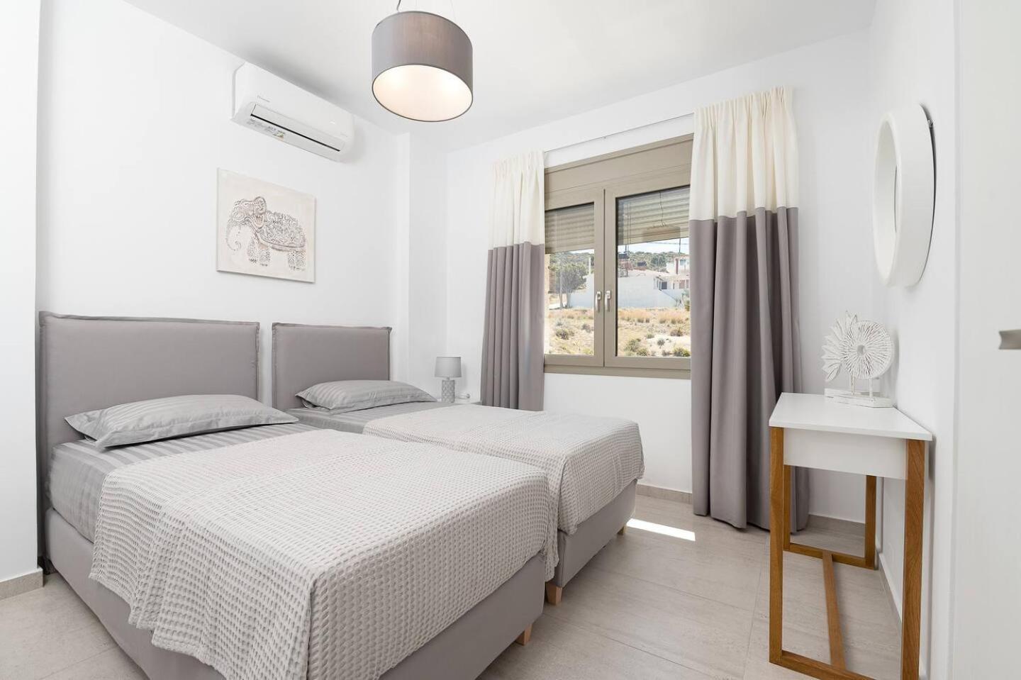 Ammokrinos Luxury Homes,150M From The Beach คาลามากิ ภายนอก รูปภาพ