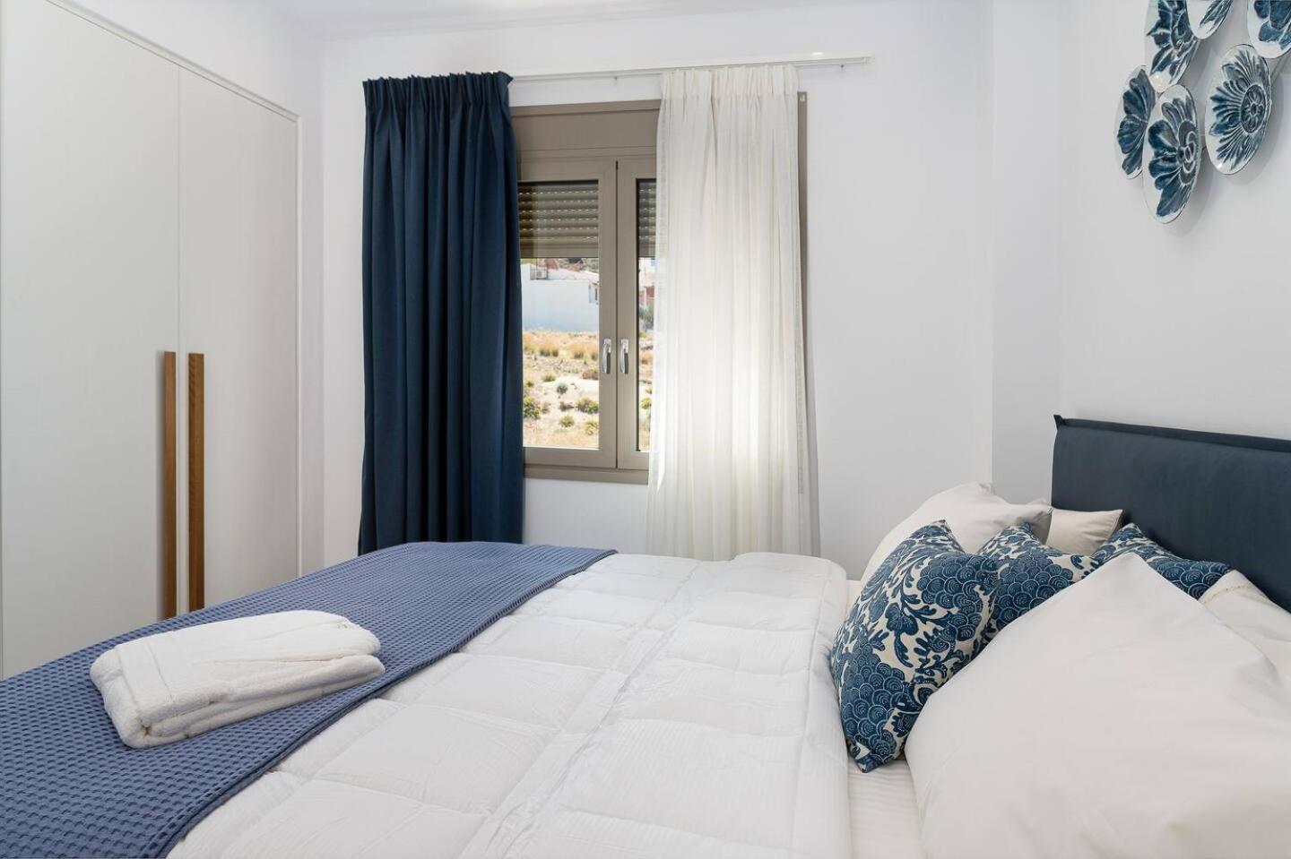 Ammokrinos Luxury Homes,150M From The Beach คาลามากิ ภายนอก รูปภาพ