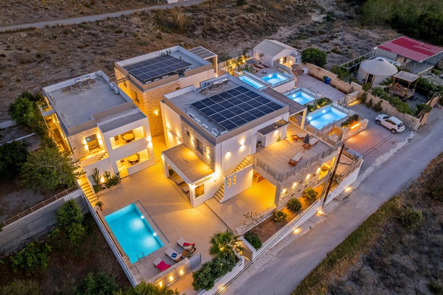 Ammokrinos Luxury Homes,150M From The Beach คาลามากิ ภายนอก รูปภาพ