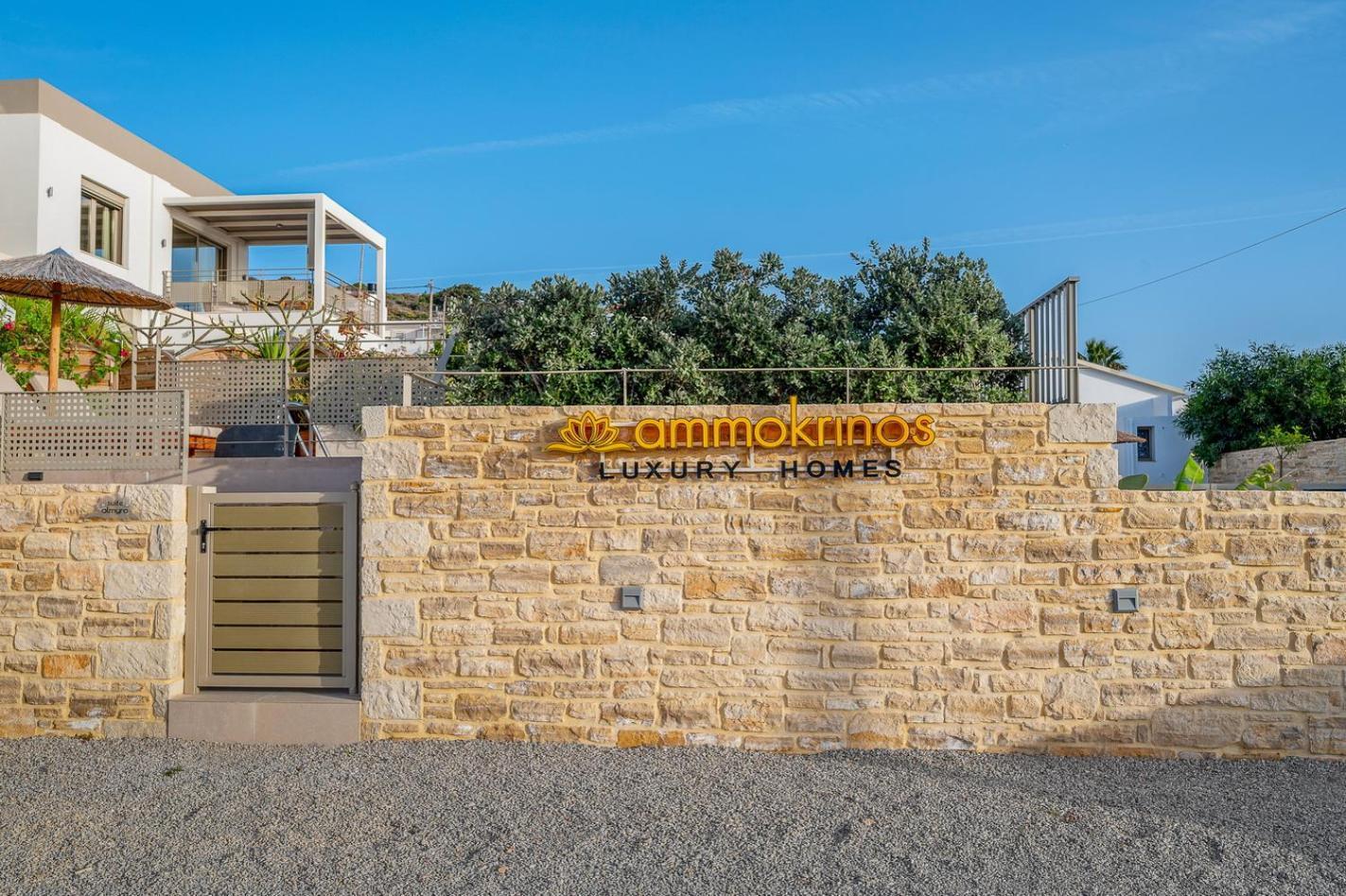 Ammokrinos Luxury Homes,150M From The Beach คาลามากิ ภายนอก รูปภาพ